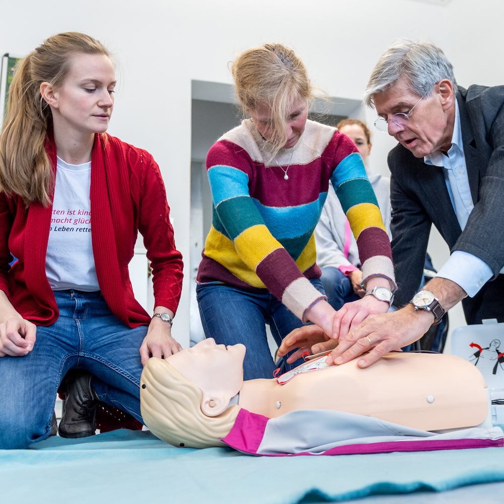 Hamburger Golf Club Falkenstein Ich kann Leben retten - Herzretter Initiative
